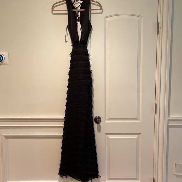 *NWT Miss Lola NOCHE DE AMOR FRINGE SKIRT MAXI DRESS - BLACK - Picture 5 of 7